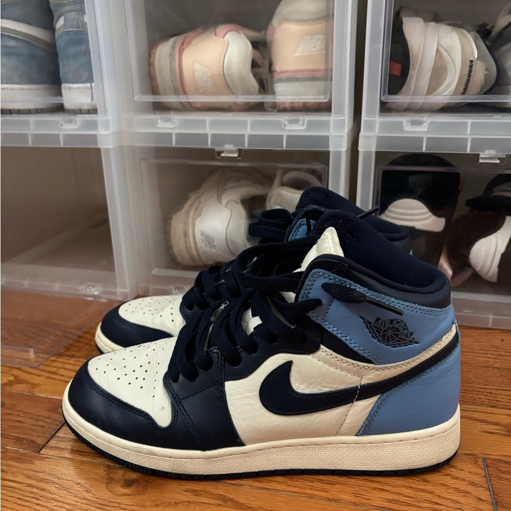 Nike Kids' Black and Blue Sneakers